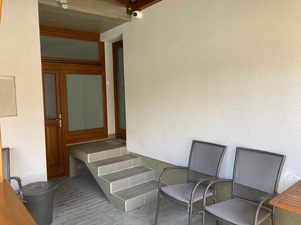 Toronyi Vendeghaz Hotel Exterior photo